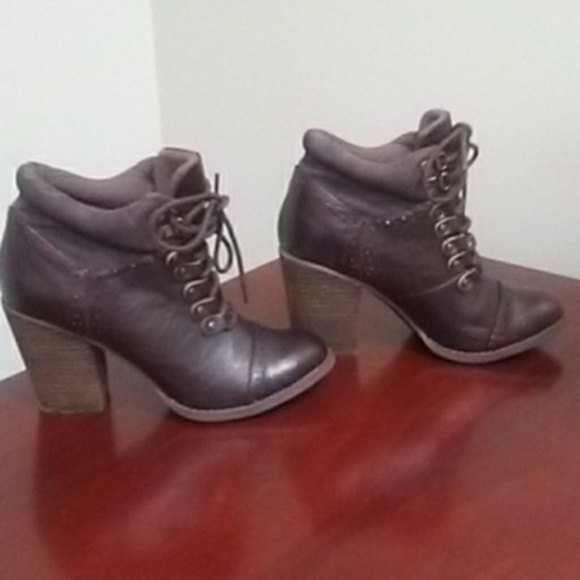 Not Rated Boots - Picture 6 of 8